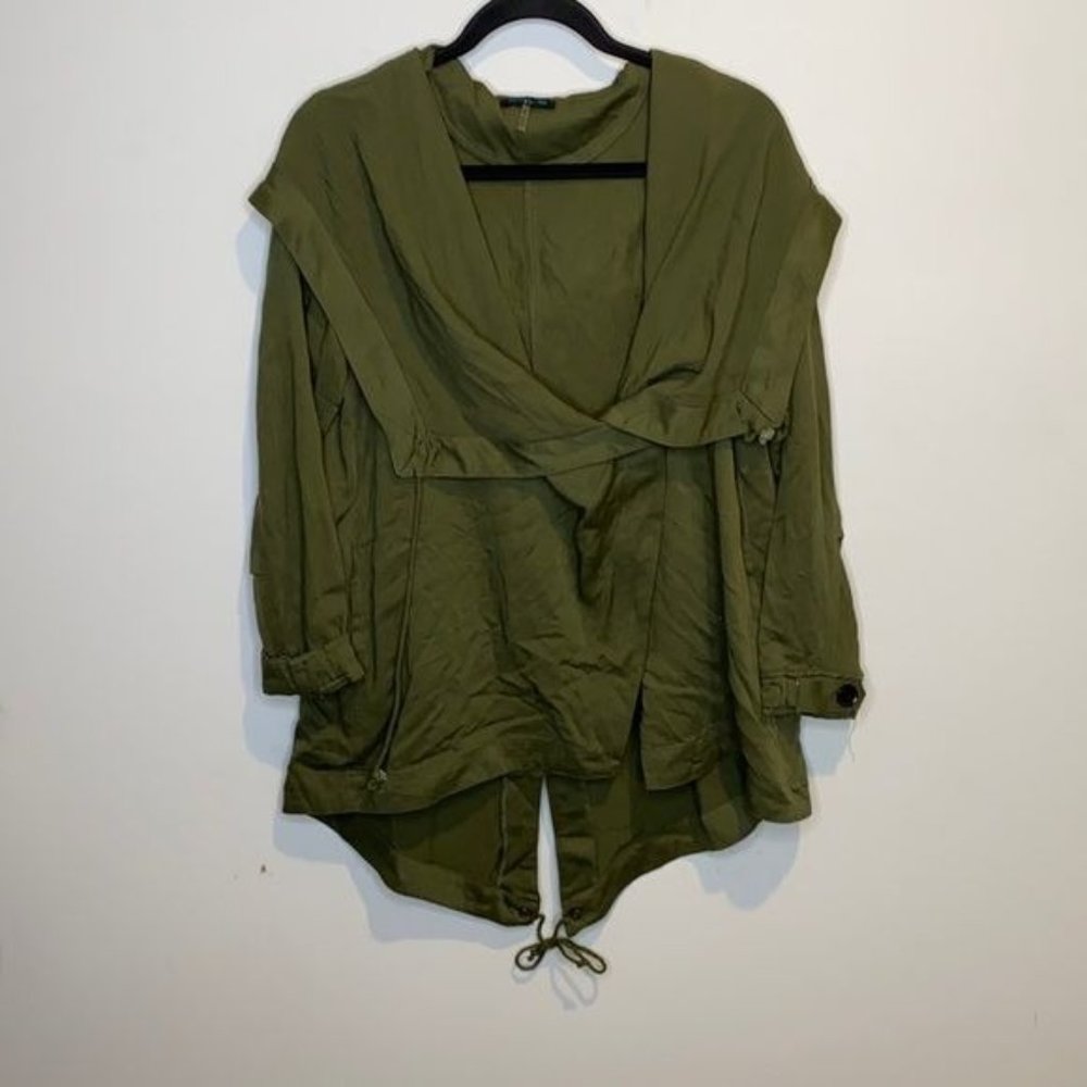 CALS Green Waterfall jacket